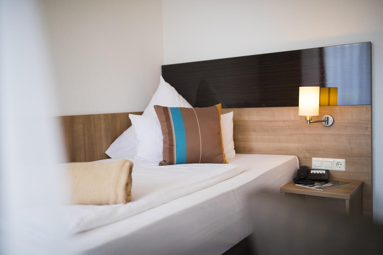 Centro Hotel U-No1, Trademark Collection By Wyndham Großbettlingen Eksteriør bilde